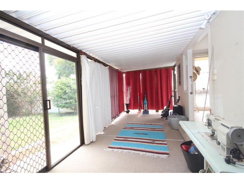 80 Logan Street, Tenterfield NSW 2372