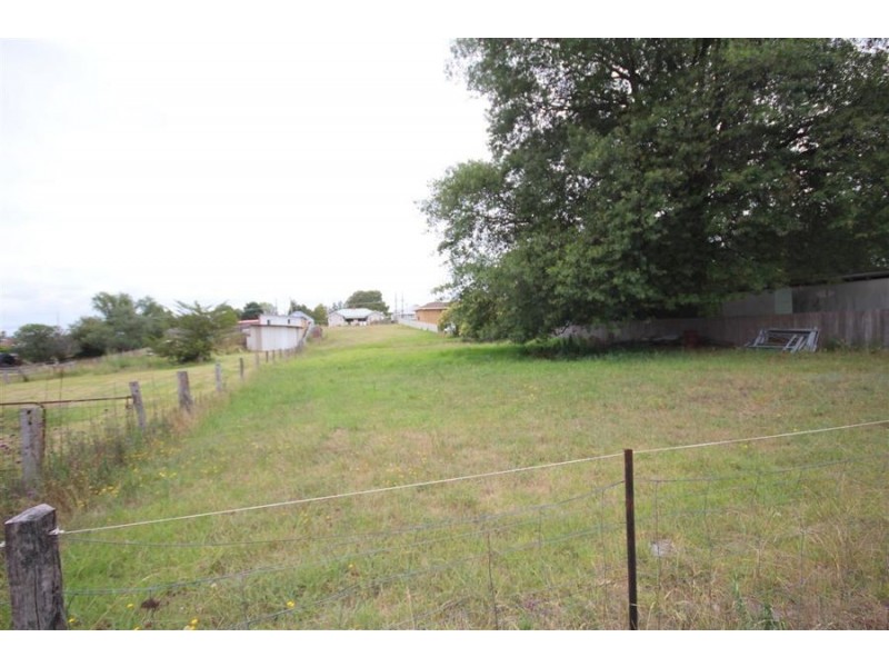 109 Miles Street, Tenterfield NSW 2372