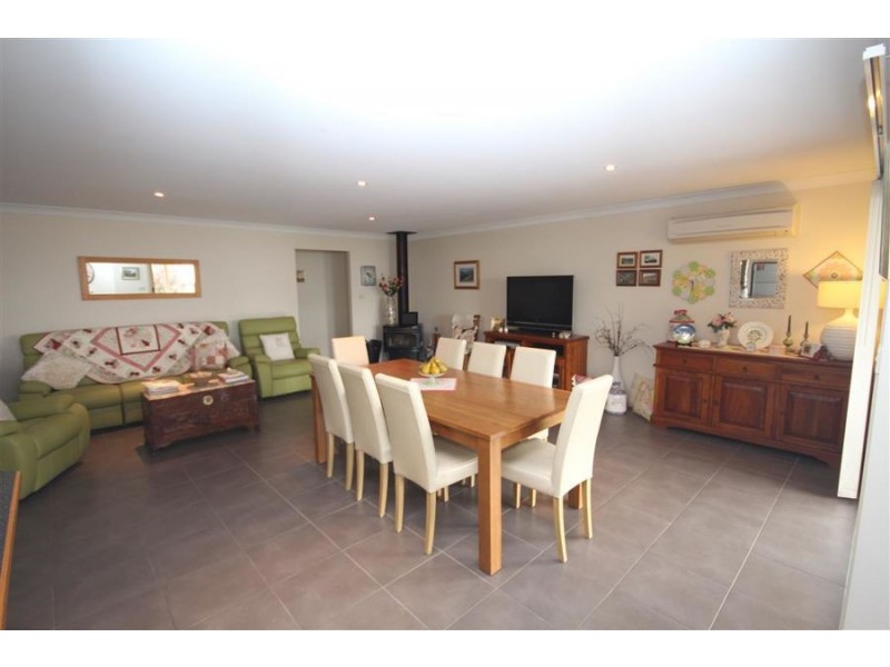 70 Riley Street, Tenterfield NSW 2372