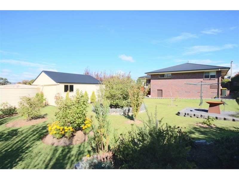 70 Riley Street, Tenterfield NSW 2372