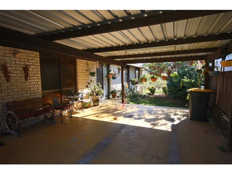 70 Clive Street, Tenterfield NSW 2372