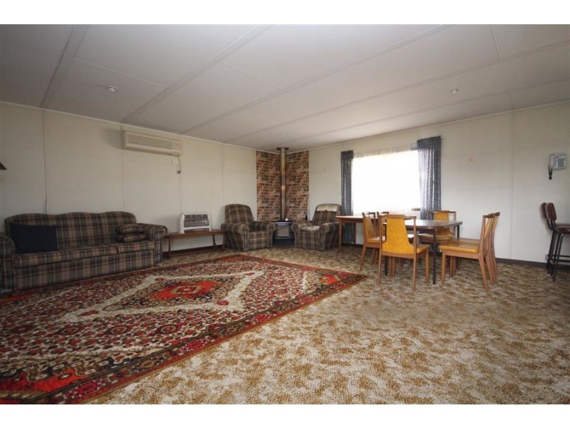 69 Clive Street, Tenterfield NSW 2372