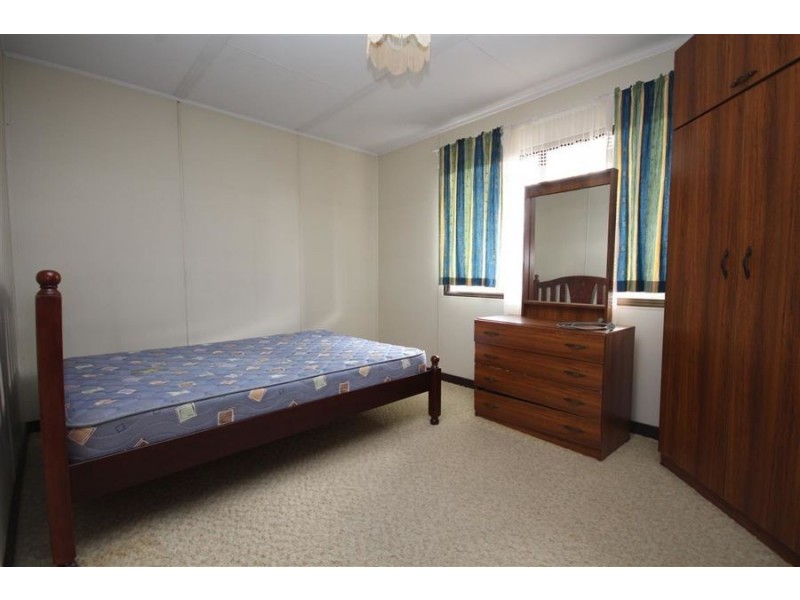 69 Clive Street, Tenterfield NSW 2372