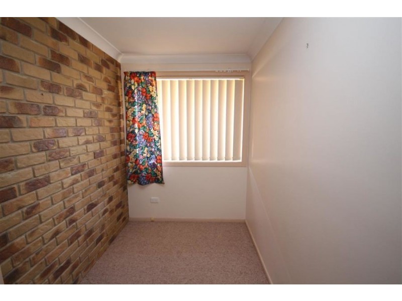 28 East Street, Tenterfield NSW 2372