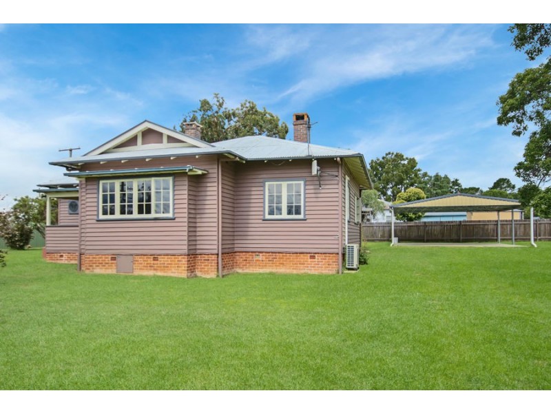 61 Clive Street, Tenterfield NSW 2372