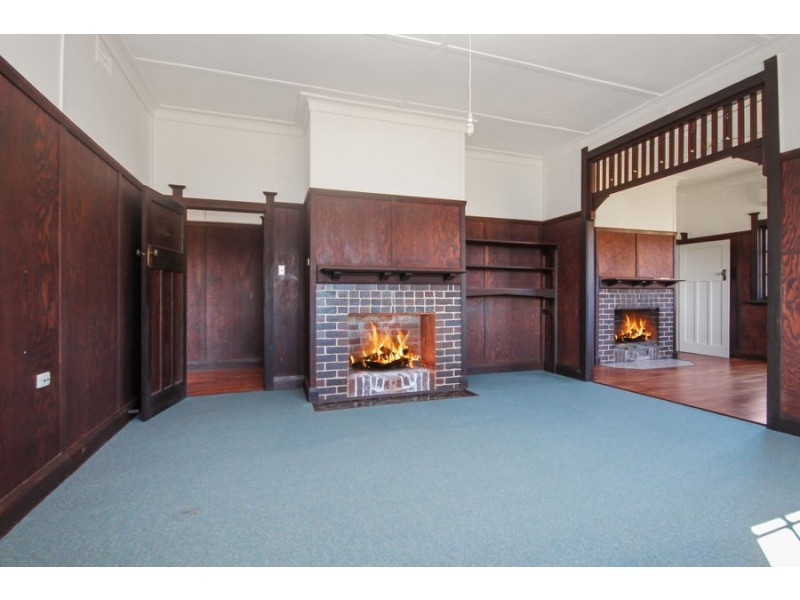 61 Clive Street, Tenterfield NSW 2372