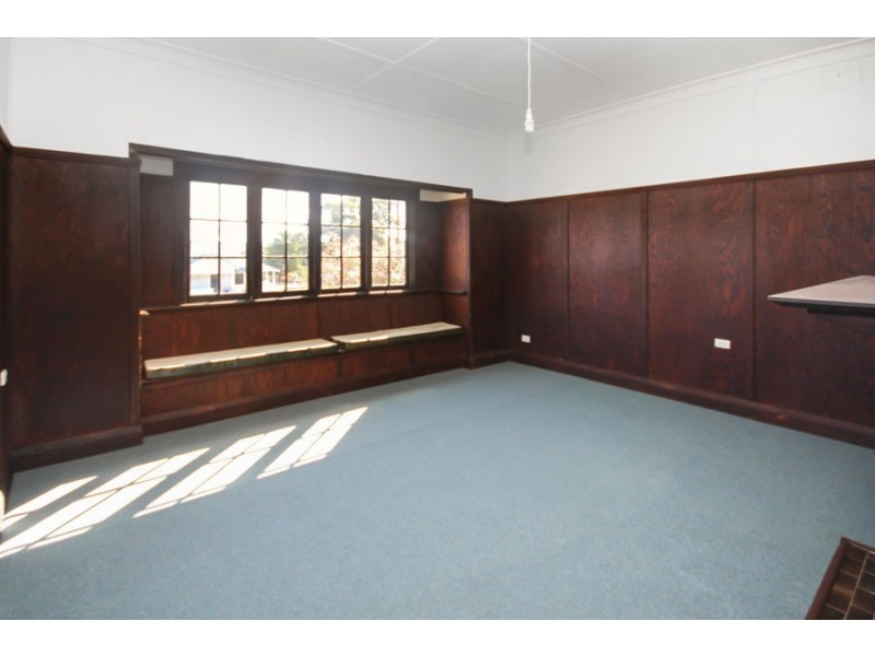 61 Clive Street, Tenterfield NSW 2372