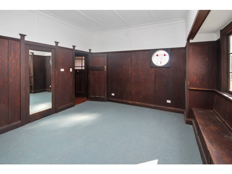 61 Clive Street, Tenterfield NSW 2372