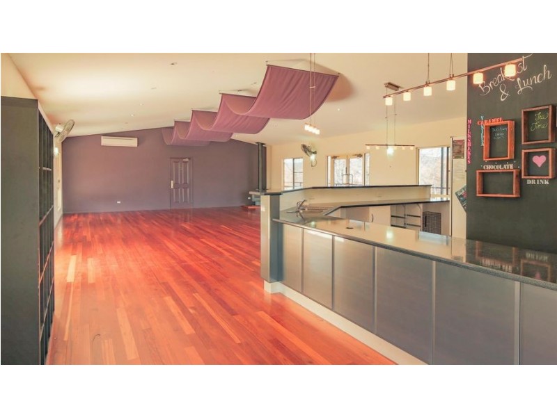 60 Polworth Street, Tenterfield NSW 2372