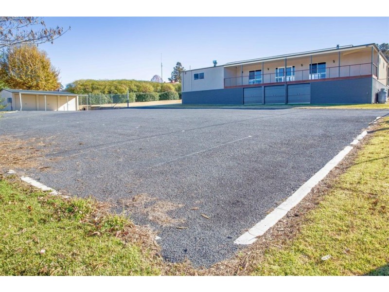 60 Polworth Street, Tenterfield NSW 2372