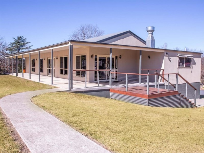 60 Polworth Street, Tenterfield NSW 2372