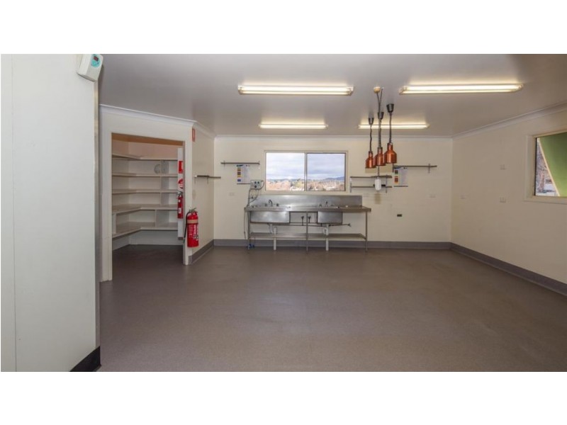 60 Polworth Street, Tenterfield NSW 2372