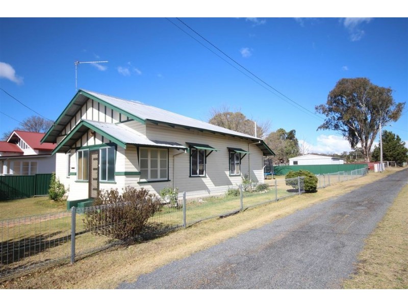 177 Manners Street, Tenterfield NSW 2372