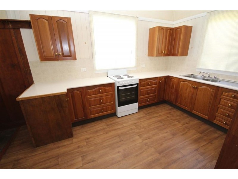 177 Manners Street, Tenterfield NSW 2372