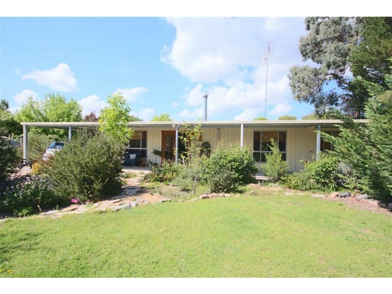 86 Duncan Street, Tenterfield NSW 2372