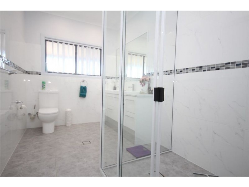 90 Neagles Lane, Tenterfield NSW 2372