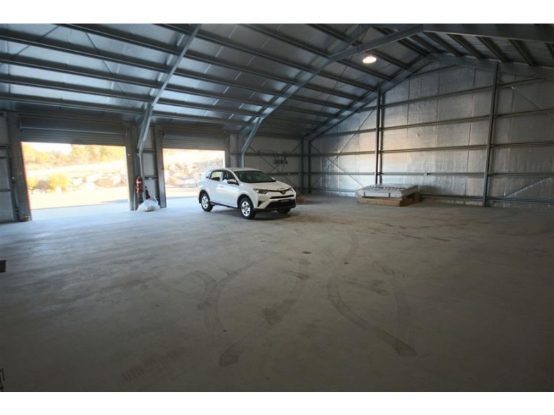90 Neagles Lane, Tenterfield NSW 2372