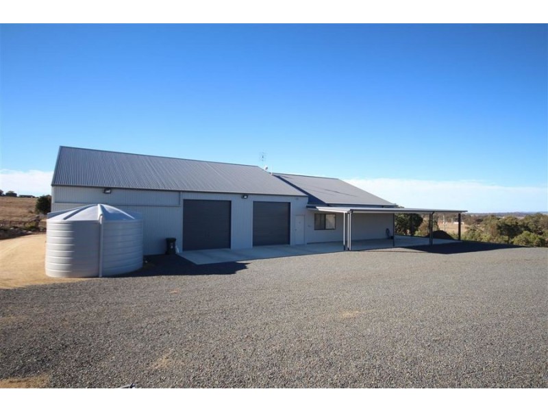 90 Neagles Lane, Tenterfield NSW 2372