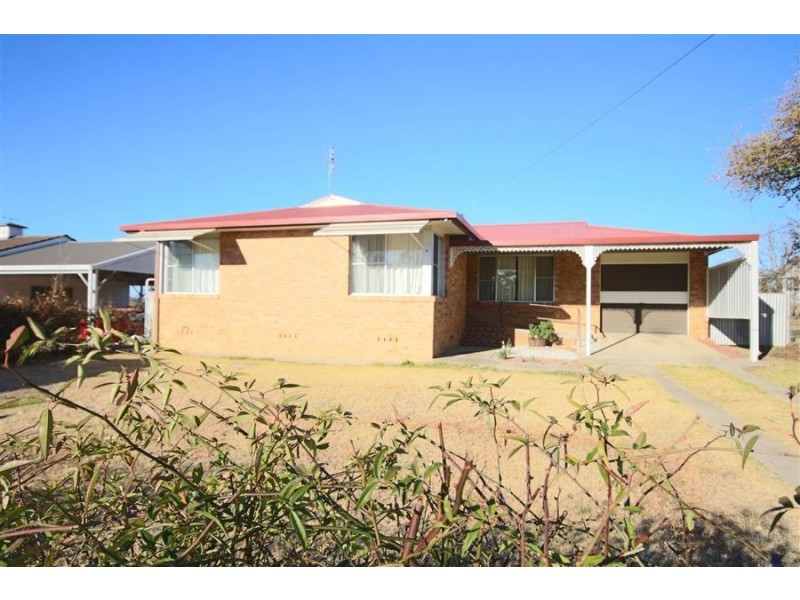133 Wood Street, Tenterfield NSW 2372