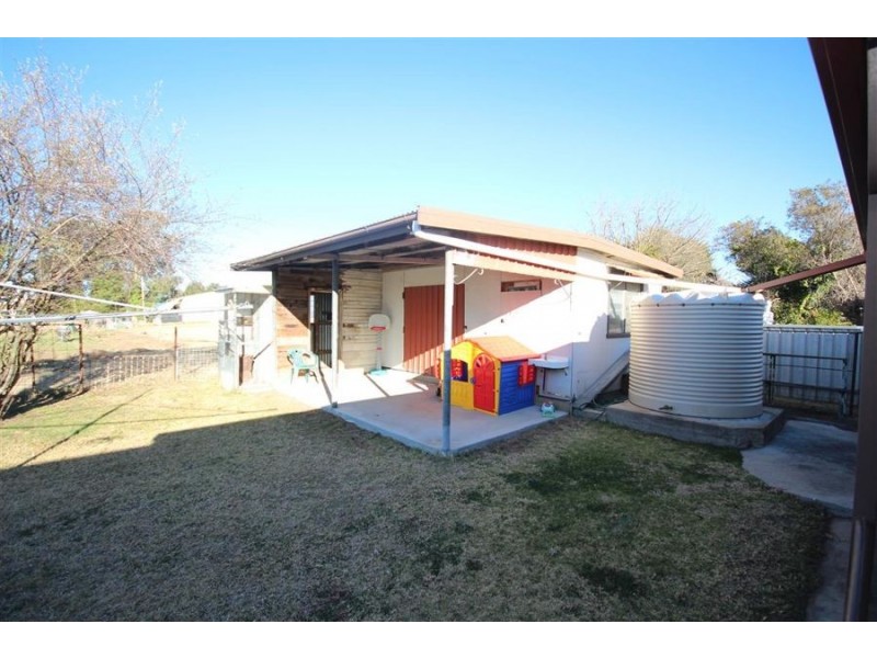 133 Wood Street, Tenterfield NSW 2372