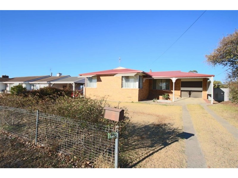 133 Wood Street, Tenterfield NSW 2372