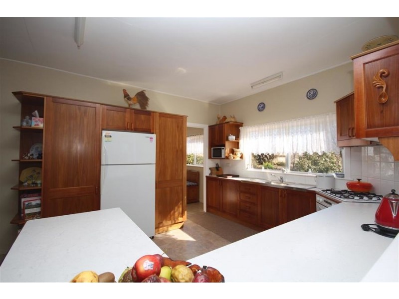 9 Drummond street, Tenterfield NSW 2372