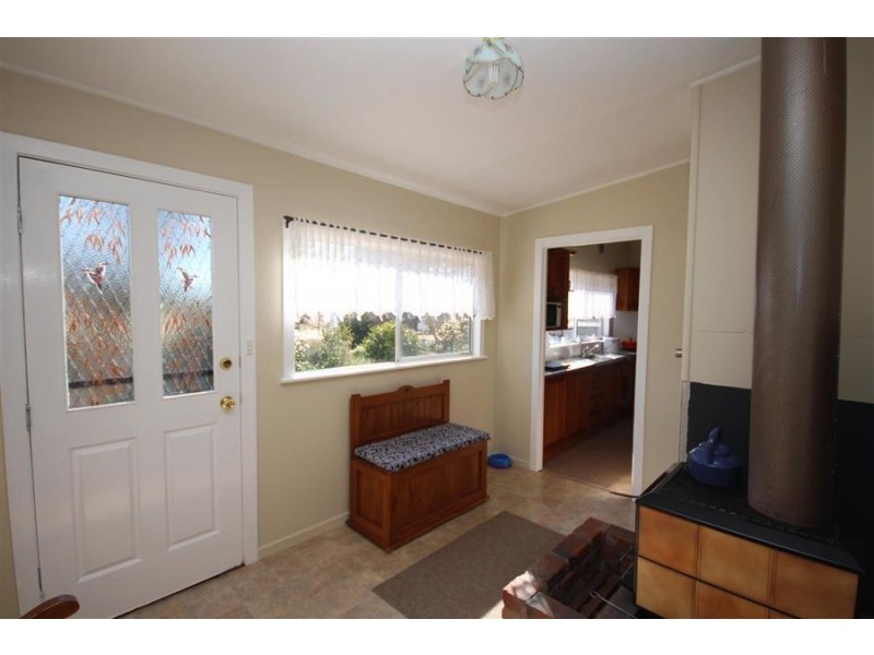 9 Drummond street, Tenterfield NSW 2372