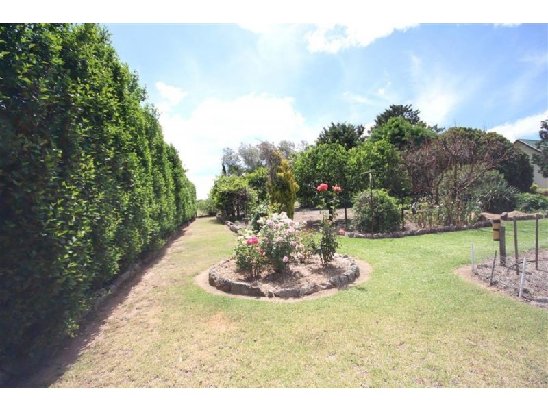 9 Drummond street, Tenterfield NSW 2372