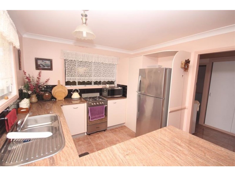 223 Douglas Street, Tenterfield NSW 2372