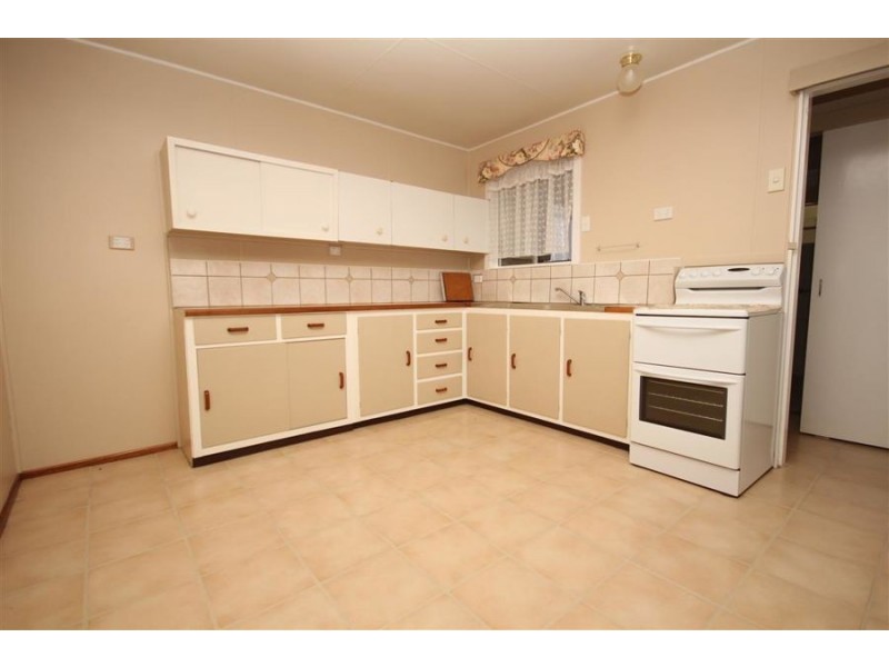 223 Douglas Street, Tenterfield NSW 2372