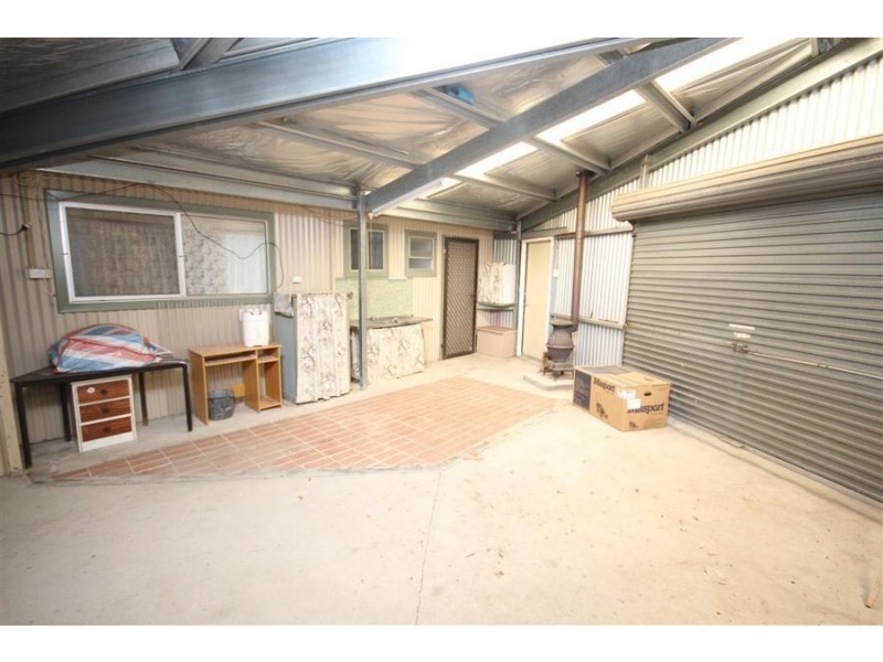 223 Douglas Street, Tenterfield NSW 2372