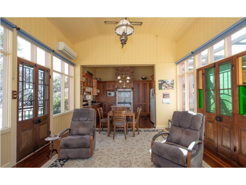 101 Douglas Street, Tenterfield NSW 2372