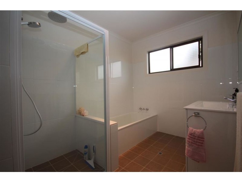 201 Logan Street, Tenterfield NSW 2372