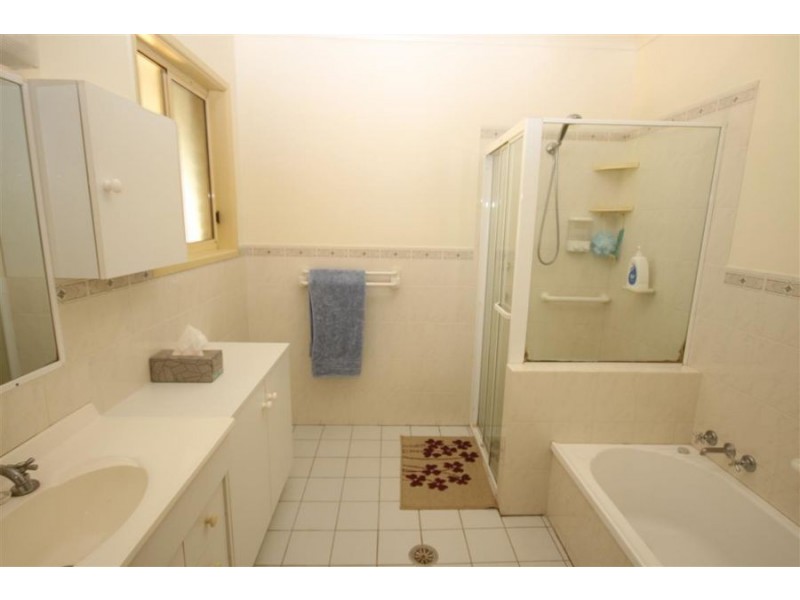 20 Naas Street, Tenterfield NSW 2372