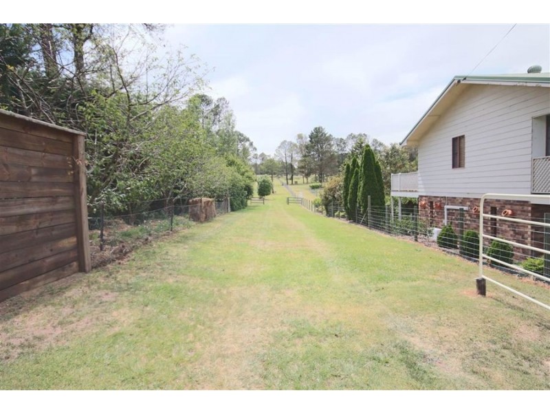 193 East Street, Tenterfield NSW 2372