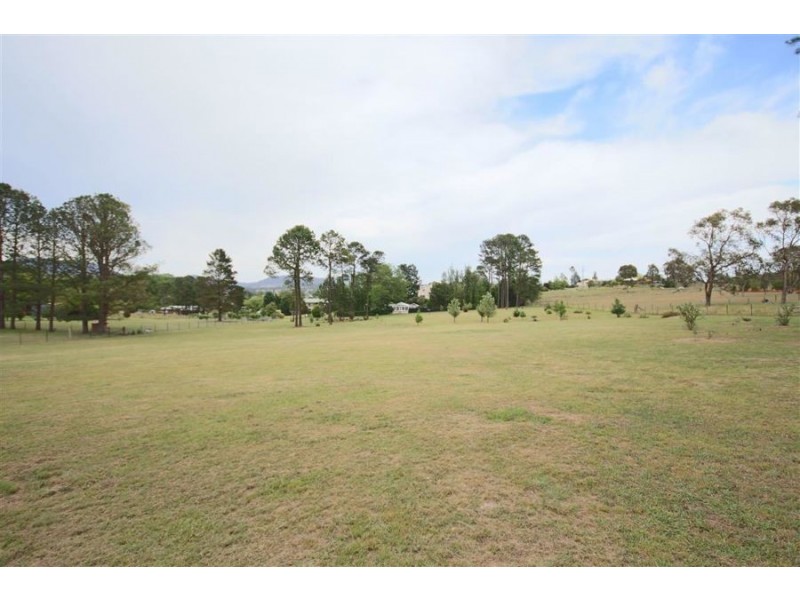 193 East Street, Tenterfield NSW 2372