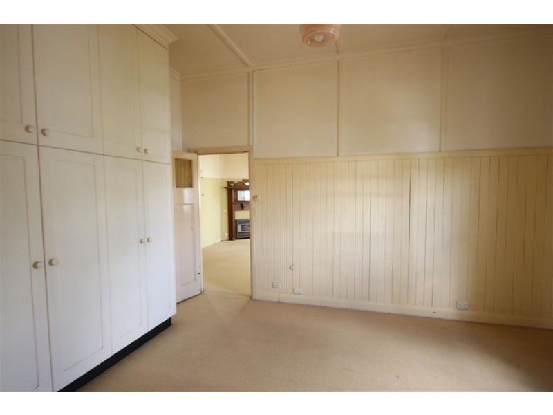 106 Molesworth Street, Tenterfield NSW 2372