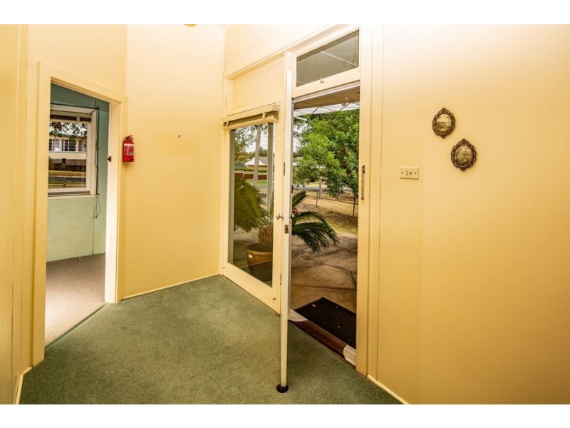 163 Logan Street, Tenterfield NSW 2372