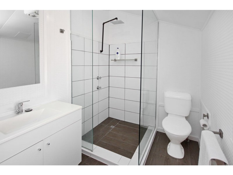 2 Wood Street, Tenterfield NSW 2372