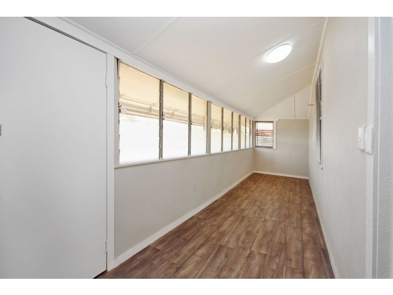 2 Wood Street, Tenterfield NSW 2372