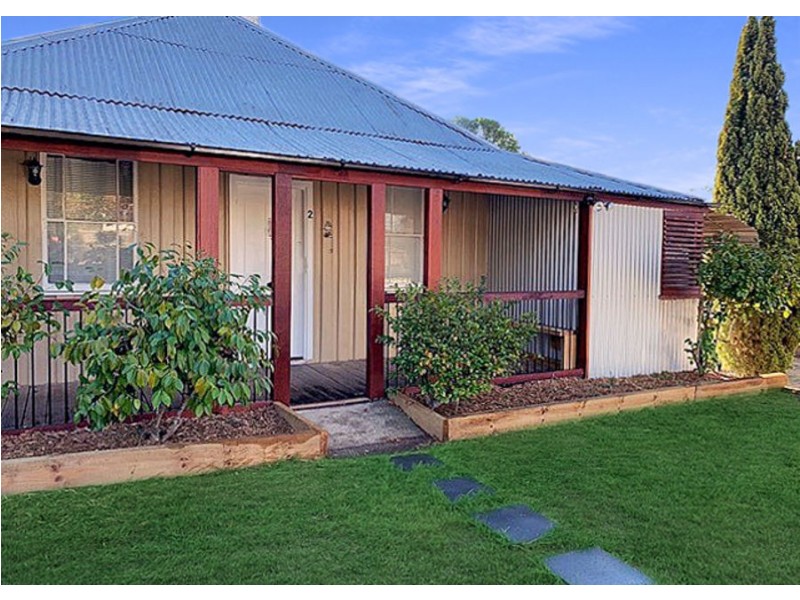2 Wood Street, Tenterfield NSW 2372