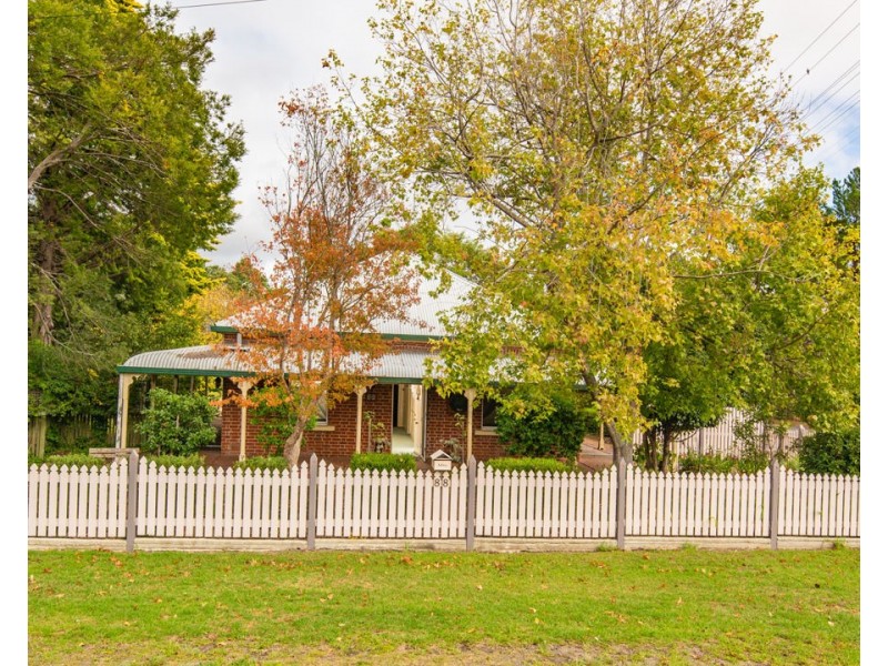 88 Rouse Street, Tenterfield NSW 2372