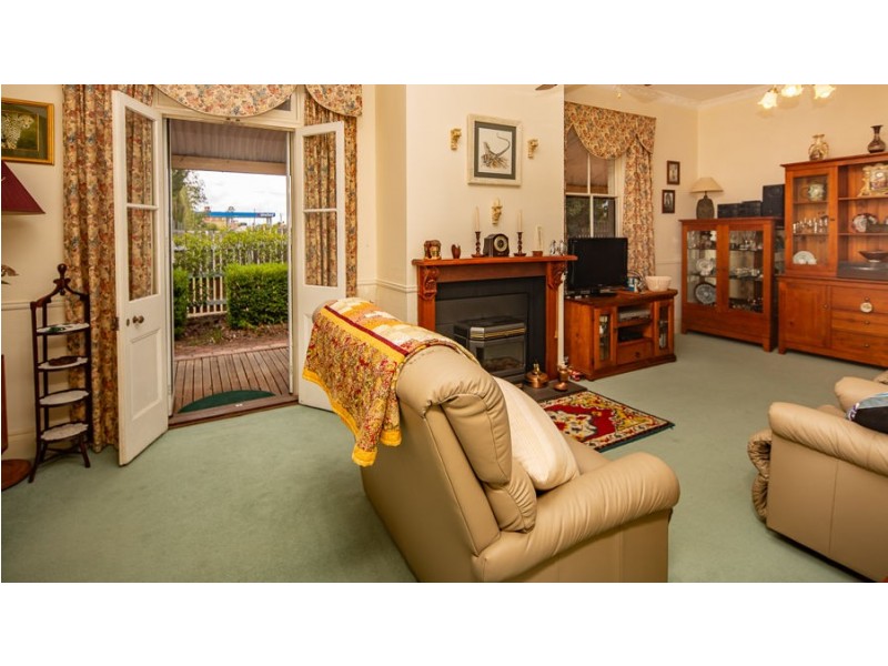 88 Rouse Street, Tenterfield NSW 2372