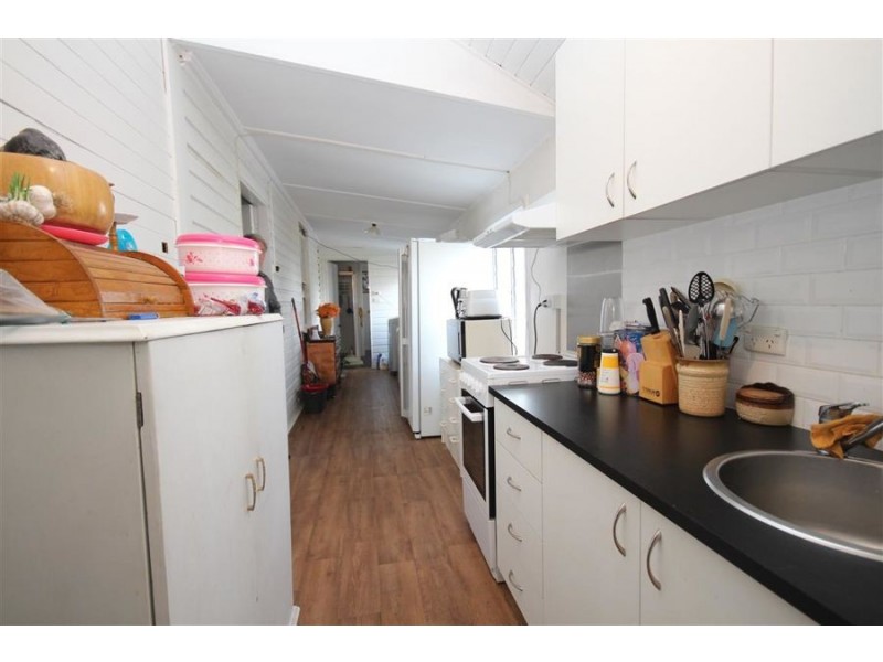 51 Molesworth Street, Tenterfield NSW 2372