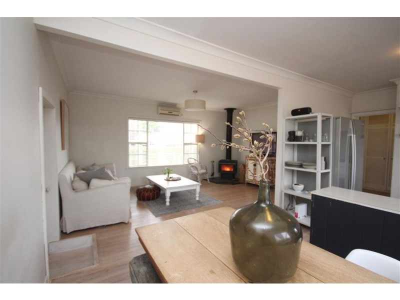 183 High Street, Tenterfield NSW 2372