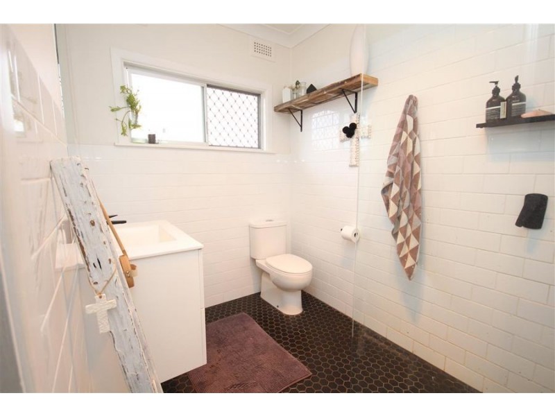 183 High Street, Tenterfield NSW 2372