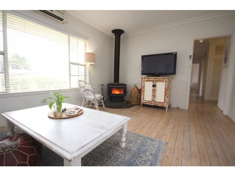 183 High Street, Tenterfield NSW 2372