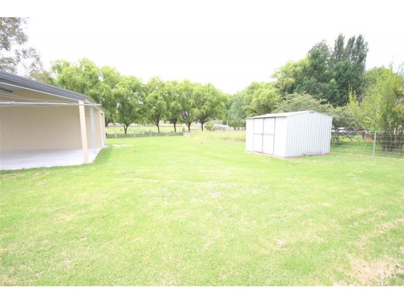 146 Bulwer Street, Tenterfield NSW 2372