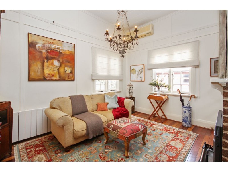 145 Petre Street, Tenterfield NSW 2372