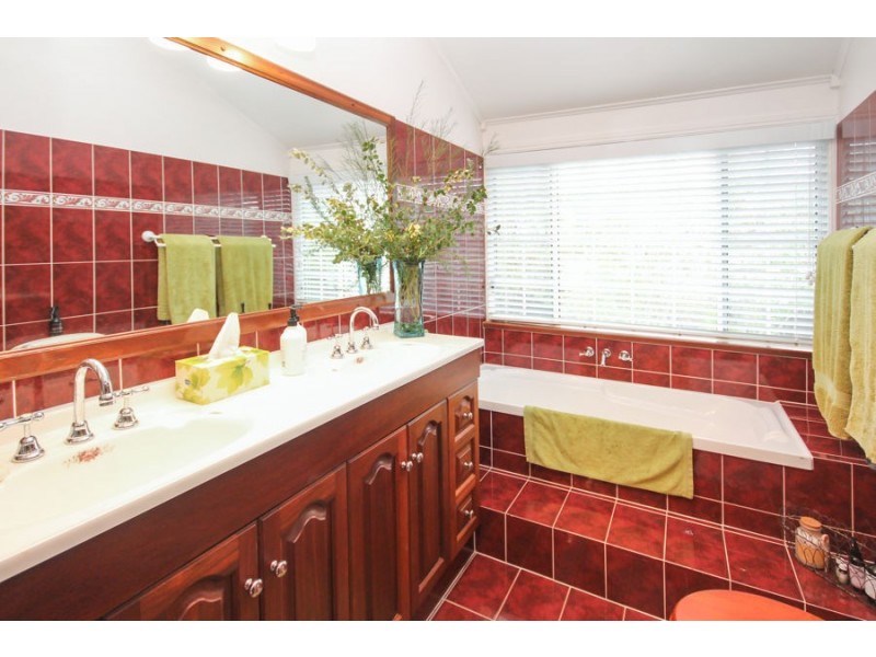 145 Petre Street, Tenterfield NSW 2372